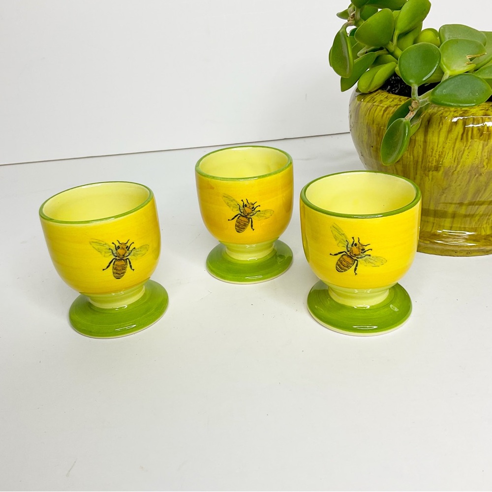 Vintage ZELLER Fayencerie German Egg Cups – Yellow Honey Bee Set of 3